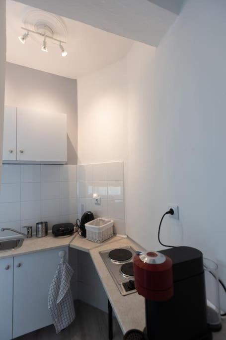 Apartamento Όμορφο Στούντιο Στο Κέντρο Της Πόλης. Larissa Exterior foto